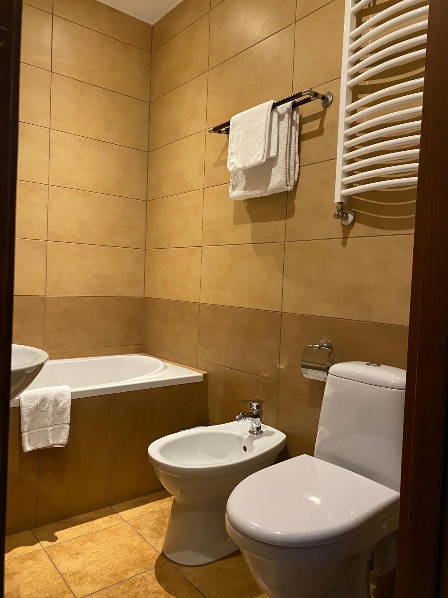 Hotel Zameczek Książ Wielki Екстериор снимка