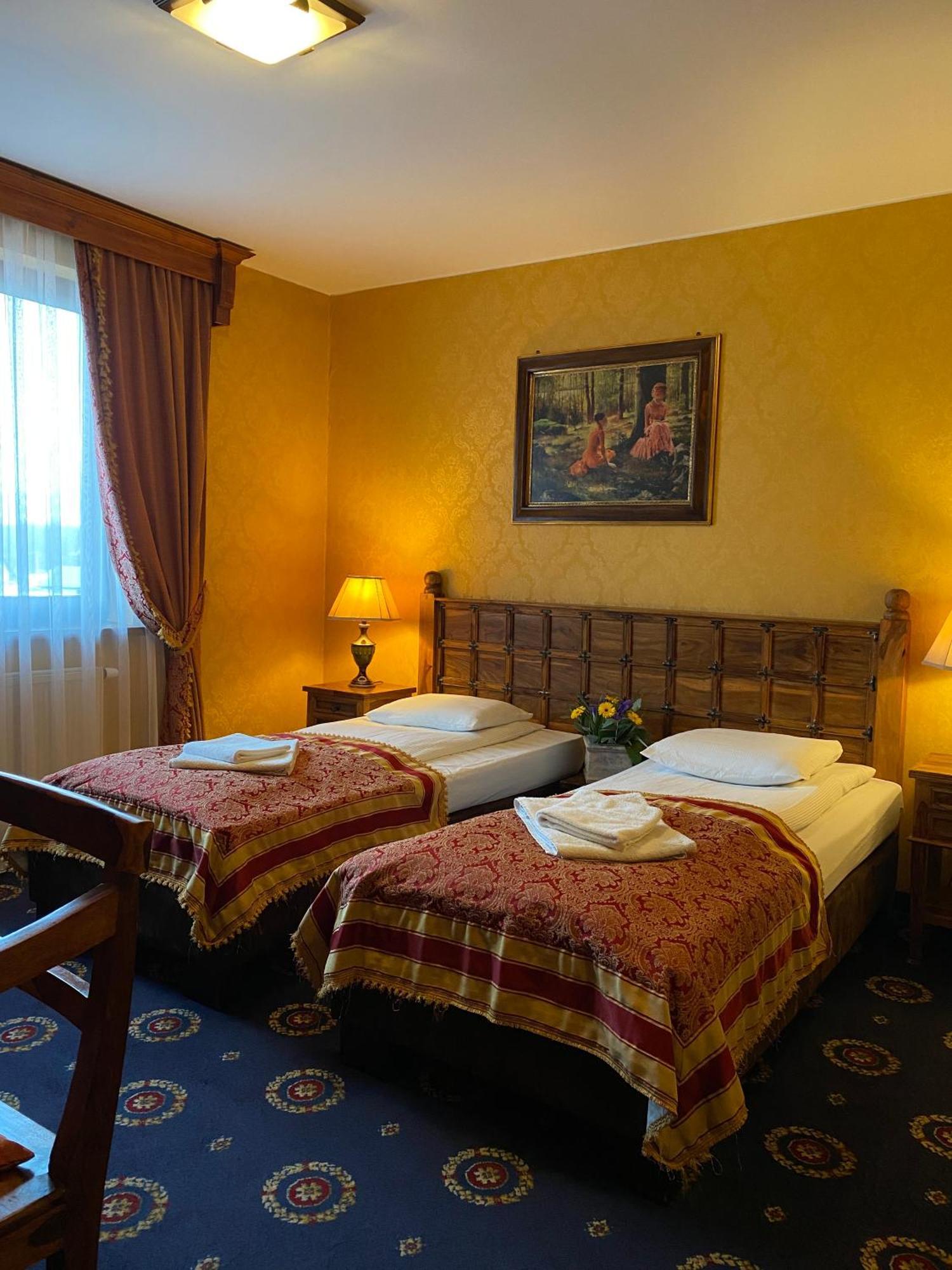 Hotel Zameczek Książ Wielki Екстериор снимка