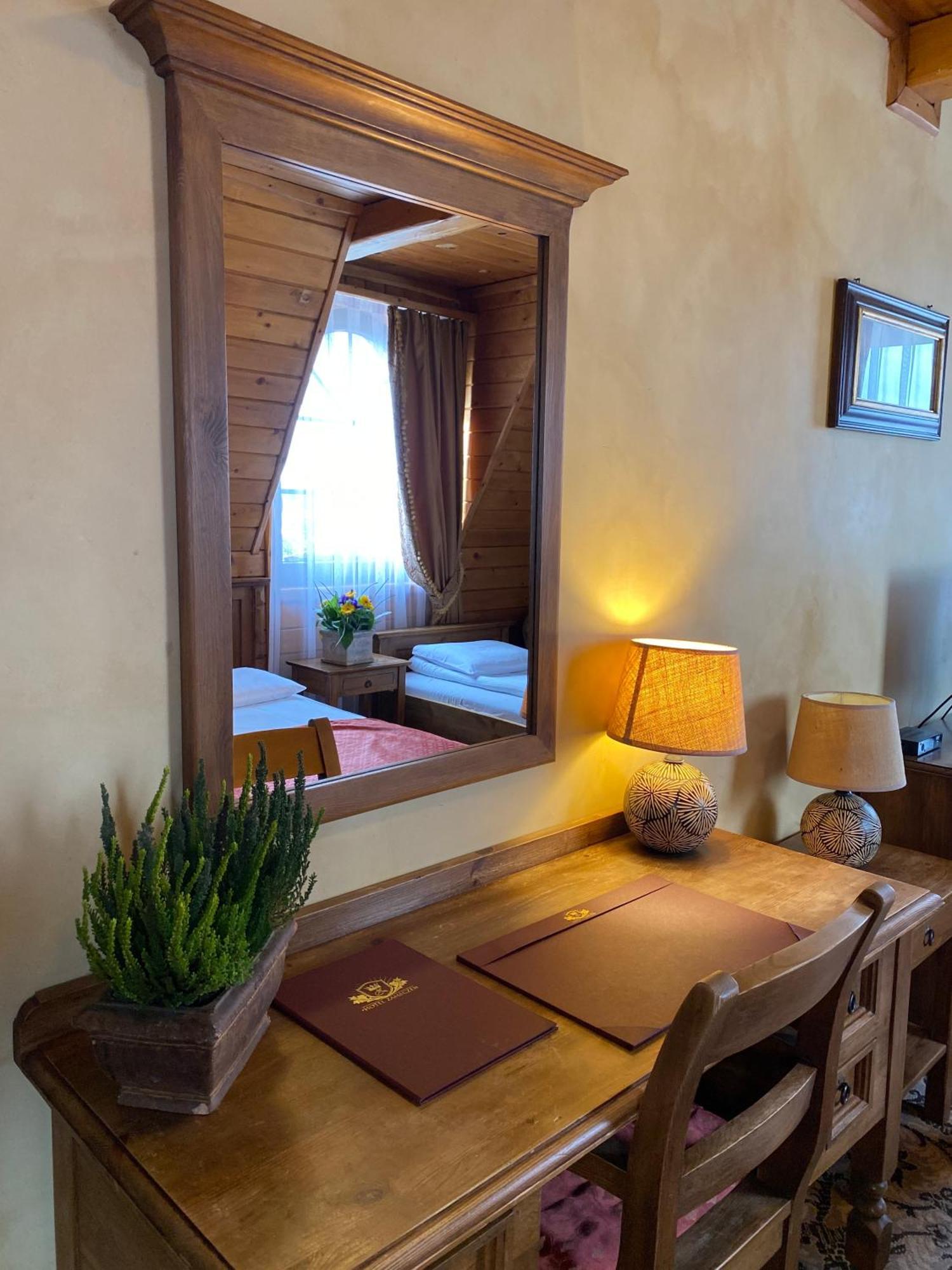 Hotel Zameczek Książ Wielki Екстериор снимка