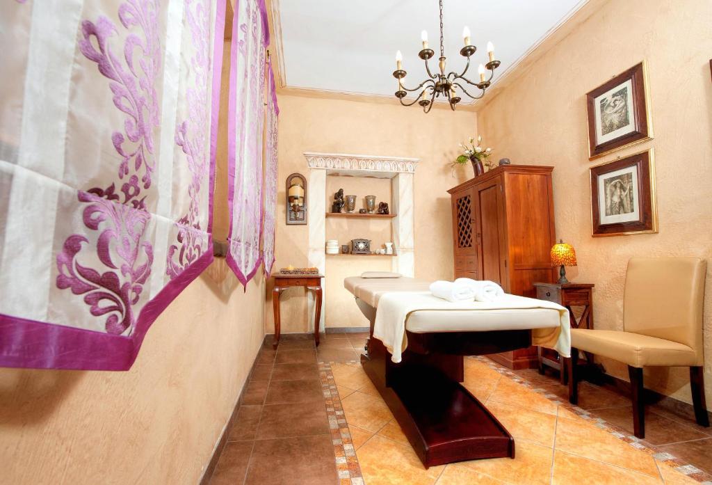 Hotel Zameczek Książ Wielki Екстериор снимка
