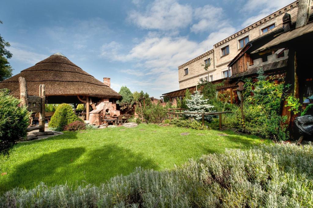 Hotel Zameczek Książ Wielki Екстериор снимка